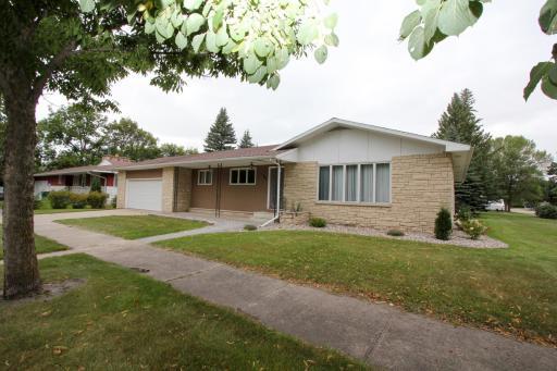 303 W 1st Street, Argyle, MN 56713