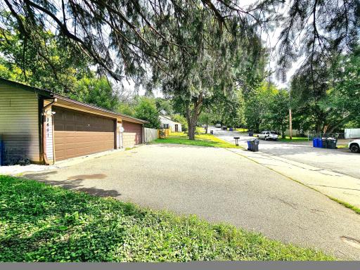 1443 Pacific Street, Saint Paul, MN 55106