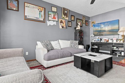 7828 Elm Grove Ln, Minneapolis-5.jpg