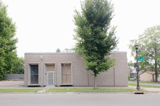 1324 Payne Avenue, Saint Paul, MN 55130
