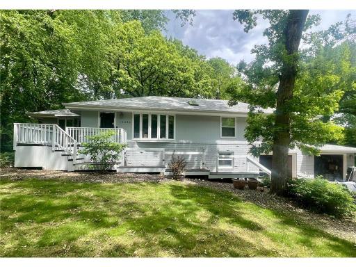 16848 Patricia Lane, Minnetonka, MN 55345