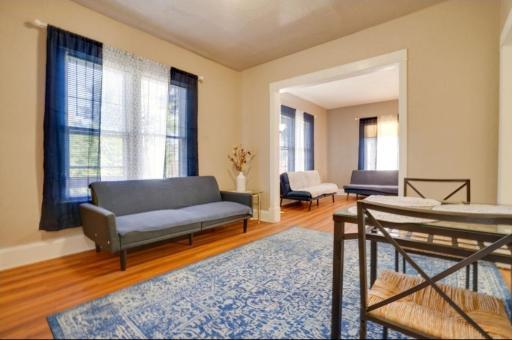 Beautifully updated home that's in a great location. Walking distance to restaurants and shops.