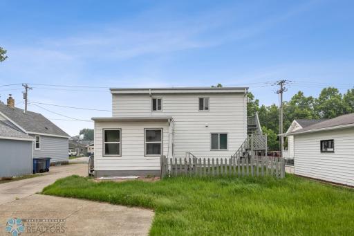 214 14th Street N, Moorhead, MN 56560