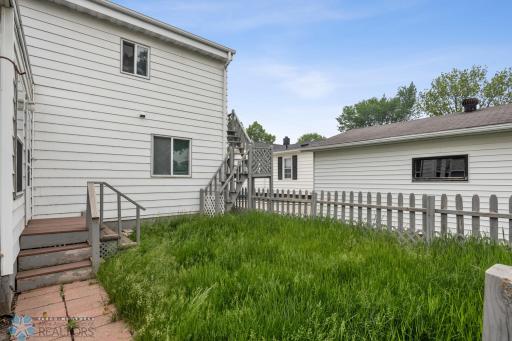 214 14th Street N, Moorhead, MN 56560