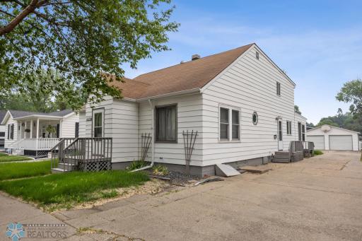 214 14th Street N, Moorhead, MN 56560