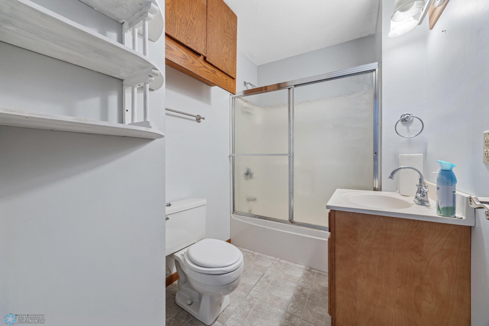 Upstairs Full Bath