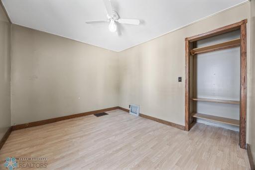 214 14th Street N, Moorhead, MN 56560