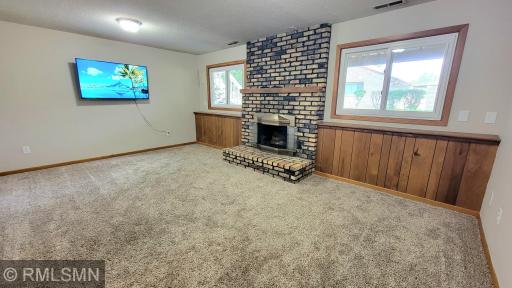 1262 Polk Street S, Shakopee, MN 55379