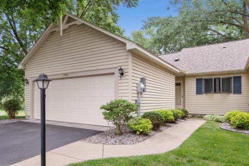 2550 Moundsview Drive, 49, Mounds View, MN 55112