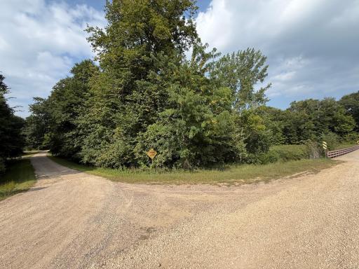 38388 512th St, North Mankato, MN 56003