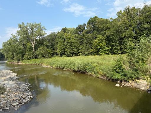 38388 512th St, North Mankato, MN 56003