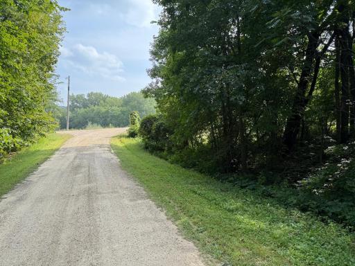 38388 512th St, North Mankato, MN 56003