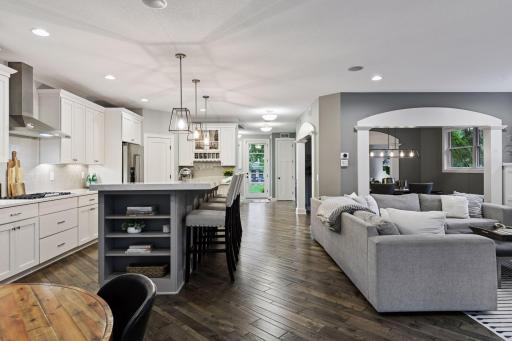 15622 Michele Lane, Eden Prairie, MN 55346