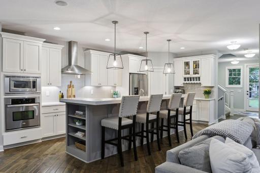 15622 Michele Lane, Eden Prairie, MN 55346