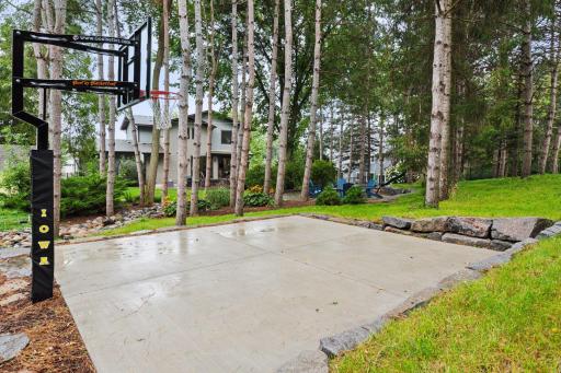 15622 Michele Lane, Eden Prairie, MN 55346
