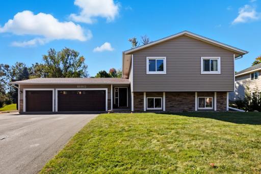 112129 Haering Lane, Chaska, MN 55318