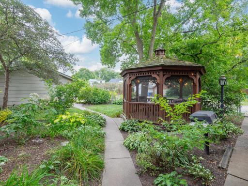 3157 32nd Avenue S, Minneapolis, MN 55406