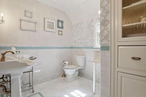 The second bedroom private ensuite bathroom.