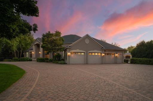 6155 Country Lane, Loretto, MN 55357