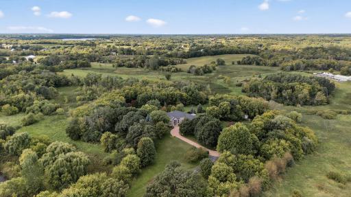 6155 Country Lane, Loretto, MN 55357