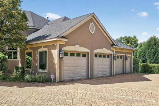 6155 Country Lane, Loretto, MN 55357
