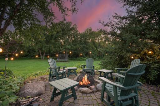 6155 Country Lane, Loretto, MN 55357