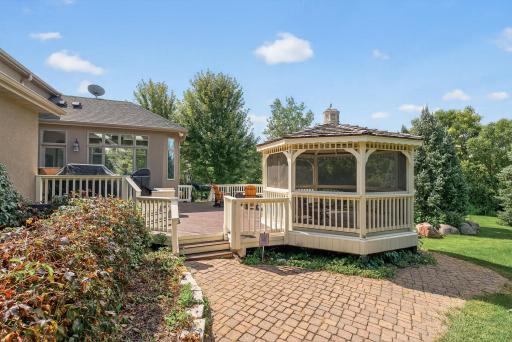 6155 Country Lane, Loretto, MN 55357