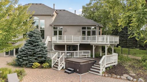 6155 Country Lane, Loretto, MN 55357