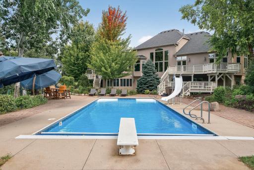 6155 Country Lane, Loretto, MN 55357