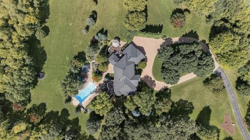 6155 Country Lane, Loretto, MN 55357