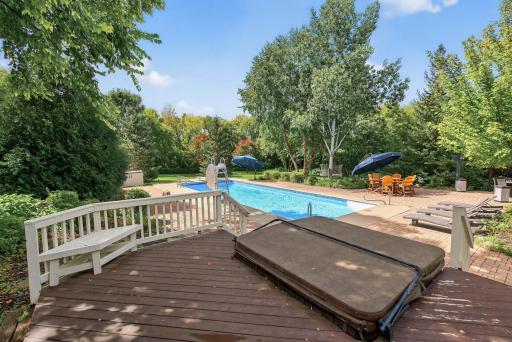 6155 Country Lane, Loretto, MN 55357