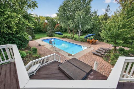 6155 Country Lane, Loretto, MN 55357