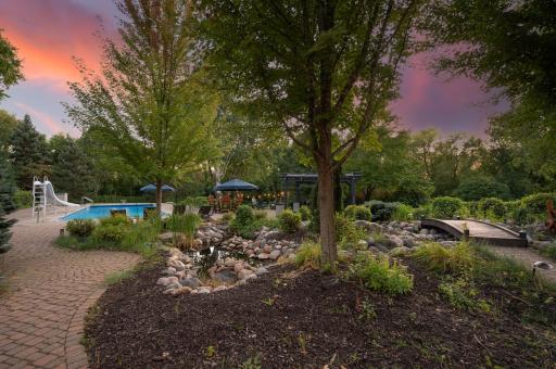 6155 Country Lane, Loretto, MN 55357
