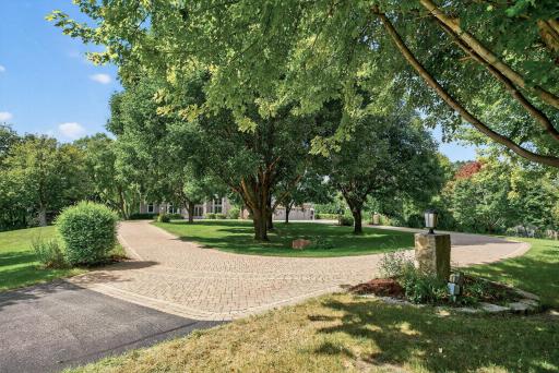 6155 Country Lane, Loretto, MN 55357