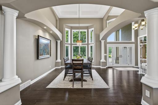 6155 Country Lane, Loretto, MN 55357
