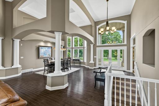 6155 Country Lane, Loretto, MN 55357