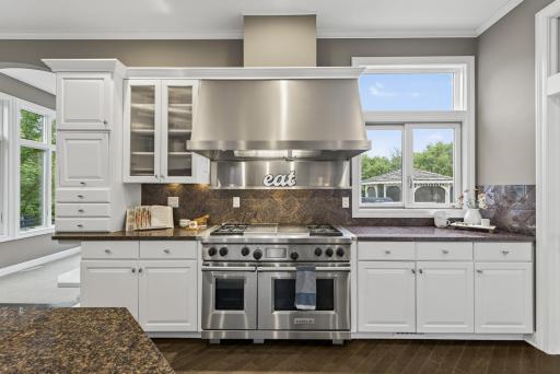 6155 Country Lane, Loretto, MN 55357