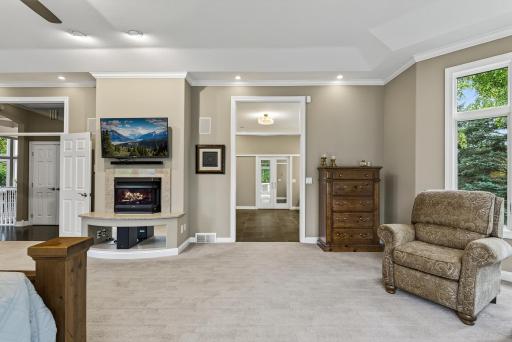 6155 Country Lane, Loretto, MN 55357
