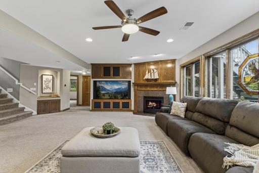 6155 Country Lane, Loretto, MN 55357