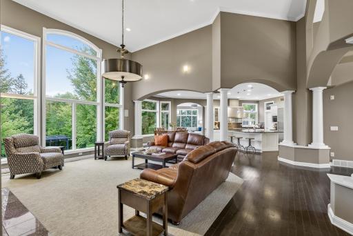6155 Country Lane, Loretto, MN 55357