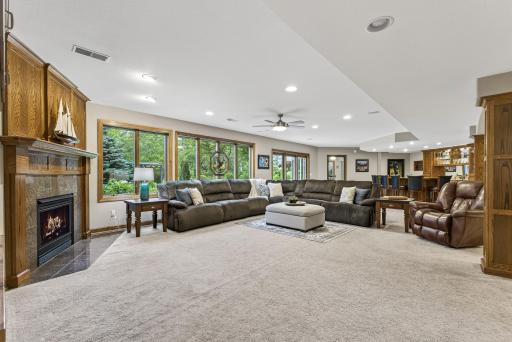 6155 Country Lane, Loretto, MN 55357