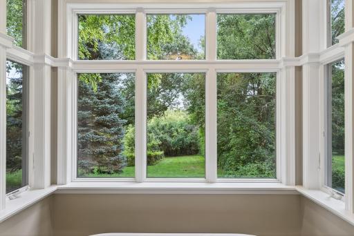 6155 Country Lane, Loretto, MN 55357