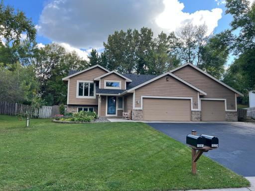15201 82nd Avenue N, Maple Grove, MN 55311