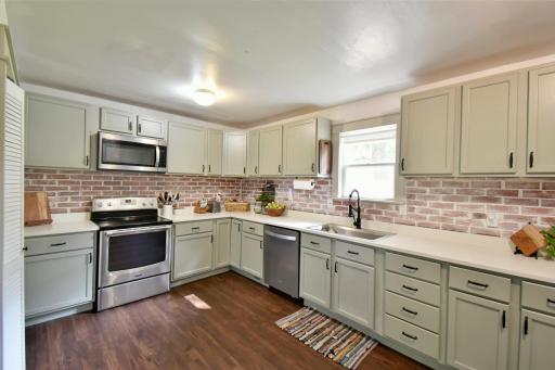 601 Park Avenue, Sacred Heart, MN 56285