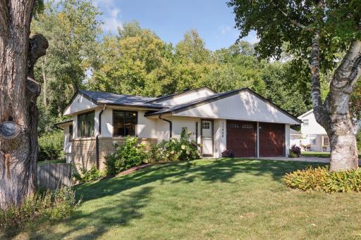 11408 Oberlin Road, Hopkins, MN 55305