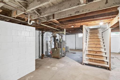 316 N Cedar Street, Chaska, MN 55318