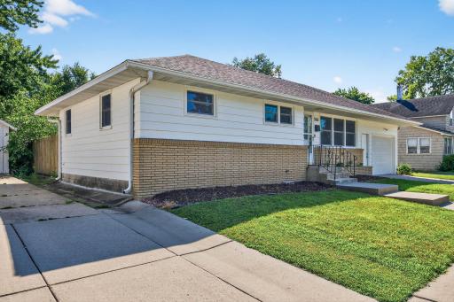 316 N Cedar Street, Chaska, MN 55318