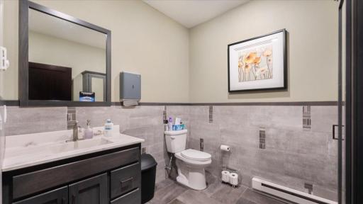 826 N Sibley Avenue, Litchfield, MN 55355