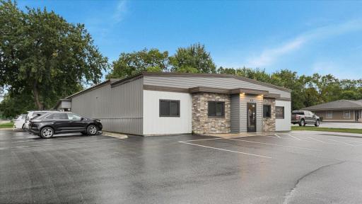 826 N Sibley Avenue, Litchfield, MN 55355