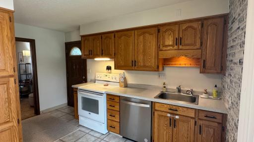 1820 1st Avenue NE, Austin, MN 55912